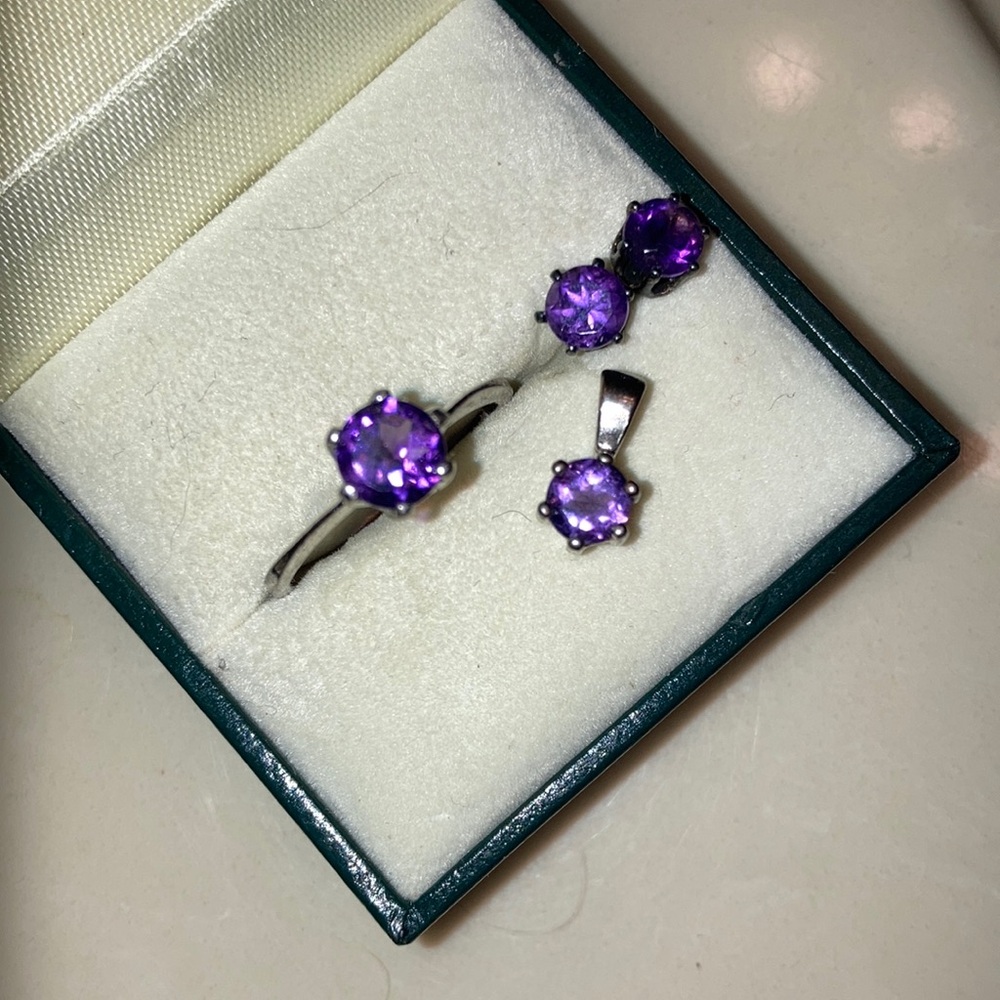 Amethysts Ring, Pendant and Stud Earrings Set In Sterling Silver